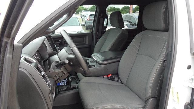 2024 RAM 3500 Tradesman 4x4 Crew Cab 8' Box