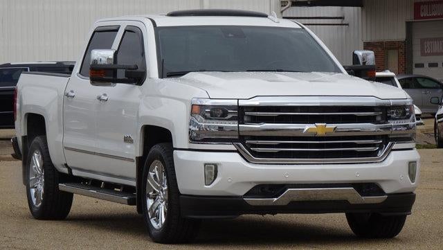 2017 Chevrolet Silverado 1500 Crew Cab Short Box 2-Wheel Drive High Country