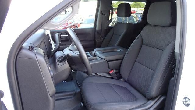 2021 Chevrolet Silverado 1500 Crew Cab Short Box 2-Wheel Drive Custom