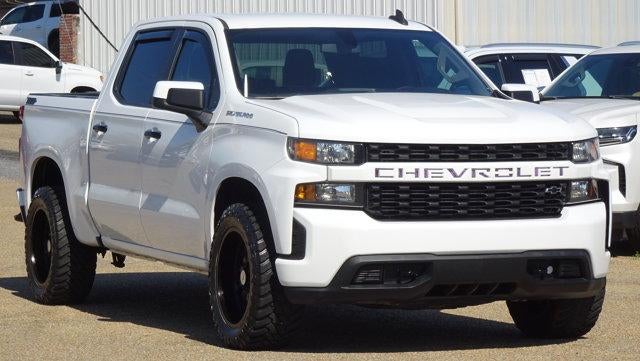 2021 Chevrolet Silverado 1500 Crew Cab Short Box 2-Wheel Drive Custom