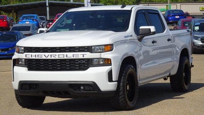 2021 Chevrolet Silverado 1500 Crew Cab Short Box 2-Wheel Drive Custom