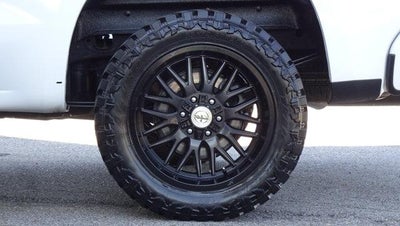 2021 Chevrolet Silverado 1500 Crew Cab Short Box 2-Wheel Drive Custom