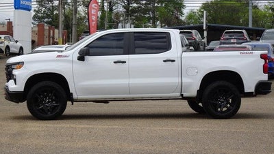 2024 Chevrolet Silverado 1500 Crew Cab Short Box 4-Wheel Drive Custom Trail Boss