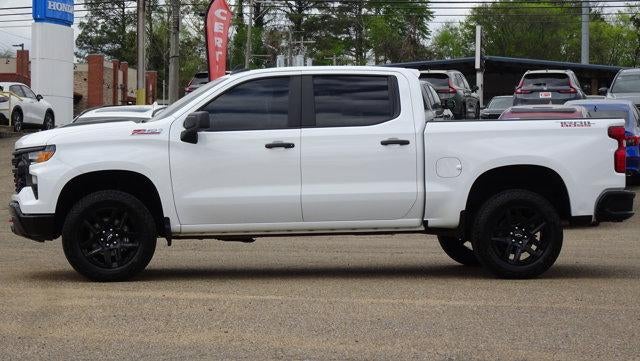 2024 Chevrolet Silverado 1500 Crew Cab Short Box 4-Wheel Drive Custom Trail Boss