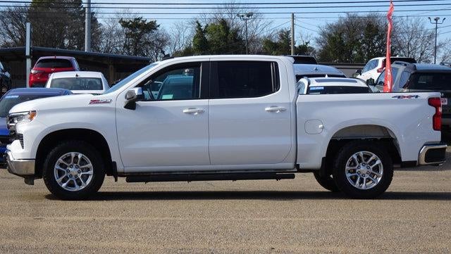 2022 Chevrolet Silverado 1500 Crew Cab Short Box 4-Wheel Drive LT 1LT