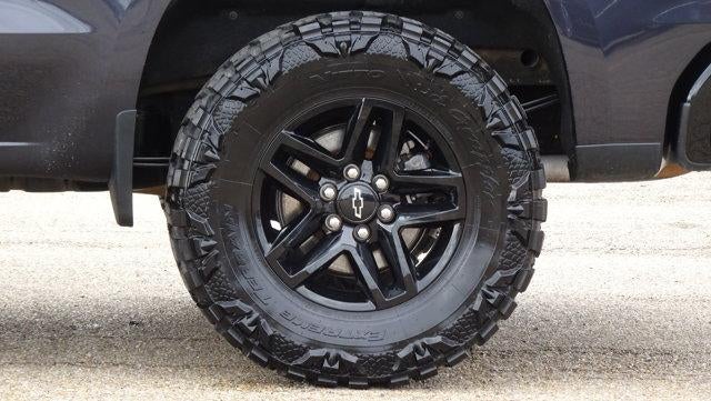 2023 Chevrolet Silverado 1500 Crew Cab Short Box 4-Wheel Drive LT Trail Boss