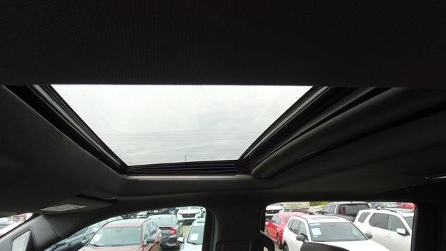 2023 Chevrolet Silverado 1500 Crew Cab Short Box 4-Wheel Drive ZR2