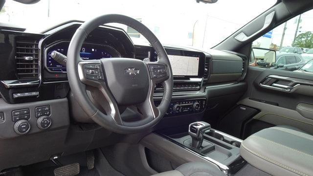 2023 Chevrolet Silverado 1500 Crew Cab Short Box 4-Wheel Drive ZR2