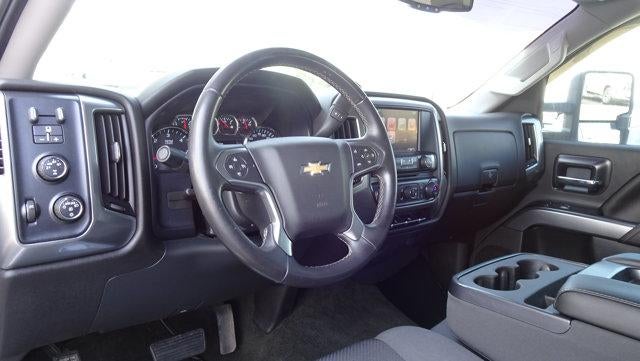 2014 Chevrolet Silverado 1500 Crew Cab Short Box 4-Wheel Drive LT w/1LT