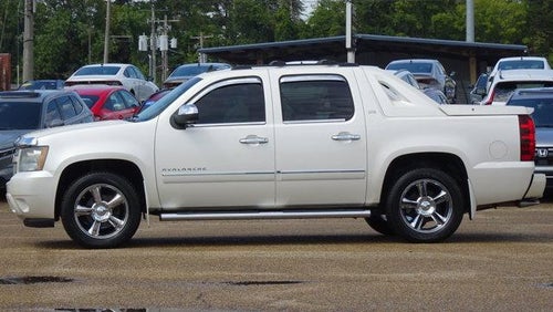 2012 Chevrolet Avalanche 2WD LTZ