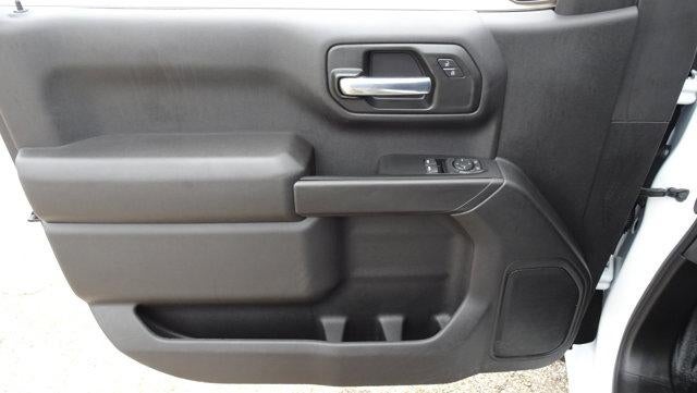 2025 GMC Sierra 1500 Regular Cab Standard Box 4-Wheel Drive Pro