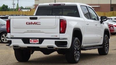 2019 GMC Sierra 1500 Crew Cab Short Box 4-Wheel Drive AT4