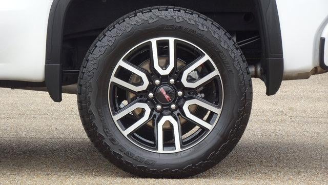 2019 GMC Sierra 1500 Crew Cab Short Box 4-Wheel Drive AT4
