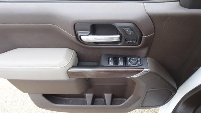 2021 GMC Sierra 1500 Crew Cab Short Box 4-Wheel Drive SLT