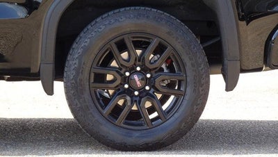 2025 GMC Sierra 1500 Crew Cab Short Box 4-Wheel Drive Elevation 3SB