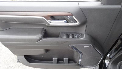 2023 GMC Sierra 1500 Crew Cab Short Box 4-Wheel Drive SLT