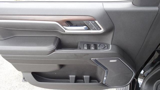 2023 GMC Sierra 1500 Crew Cab Short Box 4-Wheel Drive SLT