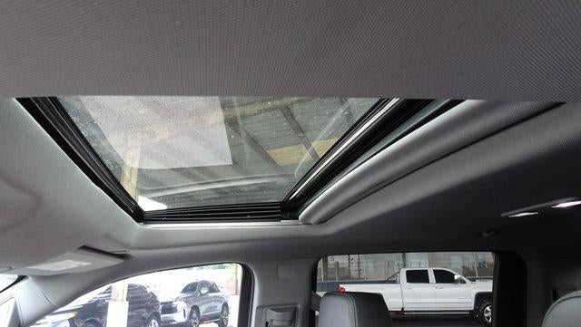 2023 GMC Sierra 1500 Crew Cab Short Box 4-Wheel Drive SLT