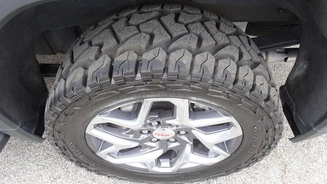 2023 GMC Sierra 1500 Crew Cab Short Box 4-Wheel Drive SLT