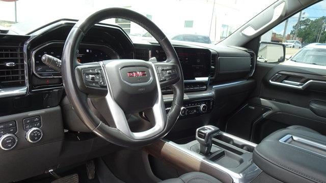 2022 GMC Sierra 1500 Crew Cab Short Box 4-Wheel Drive SLT