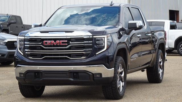 2022 GMC Sierra 1500 Crew Cab Short Box 4-Wheel Drive SLT