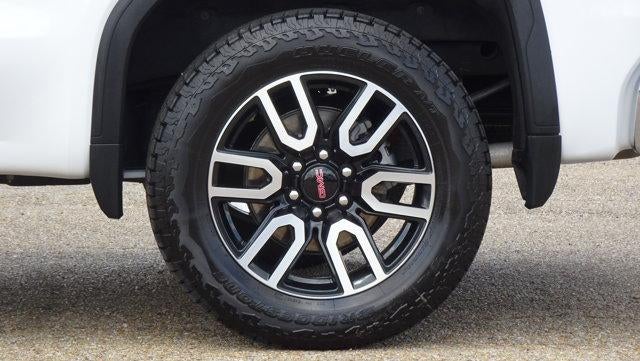 2023 GMC Sierra 1500 Crew Cab Short Box 4-Wheel Drive SLT