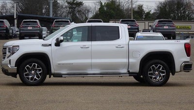 2023 GMC Sierra 1500 Crew Cab Short Box 4-Wheel Drive SLT