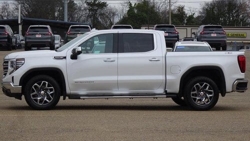 2023 GMC Sierra 1500 Crew Cab Short Box 4-Wheel Drive SLT