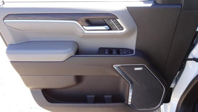 2023 GMC Sierra 1500 Crew Cab Short Box 4-Wheel Drive SLT