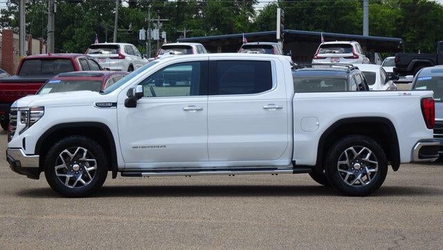 2023 GMC Sierra 1500 Crew Cab Short Box 4-Wheel Drive SLT