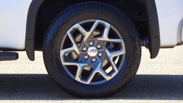 2022 GMC Sierra 1500 Crew Cab Short Box 4-Wheel Drive SLT