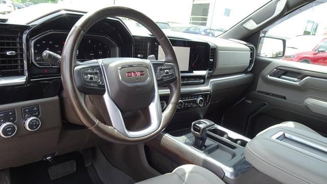2022 GMC Sierra 1500 Crew Cab Short Box 4-Wheel Drive SLT