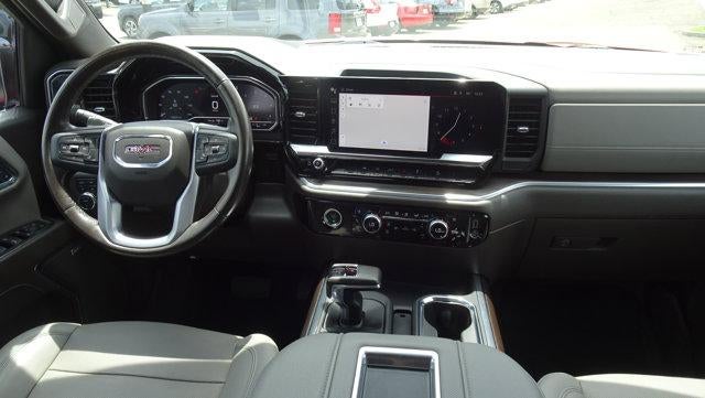 2022 GMC Sierra 1500 Crew Cab Short Box 4-Wheel Drive SLT