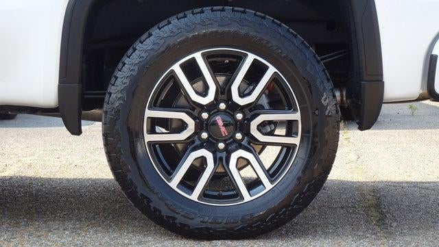 2025 GMC Sierra 1500 Crew Cab Short Box 4-Wheel Drive AT4