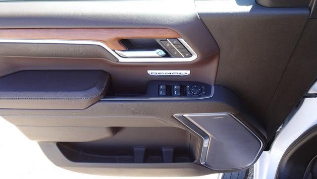 2023 GMC Sierra 1500 Crew Cab Short Box 4-Wheel Drive Denali