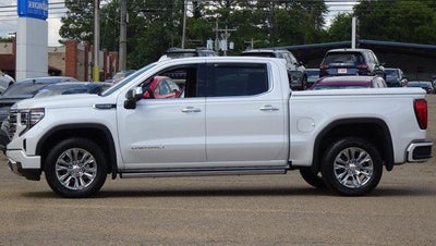 2023 GMC Sierra 1500 Crew Cab Short Box 4-Wheel Drive Denali