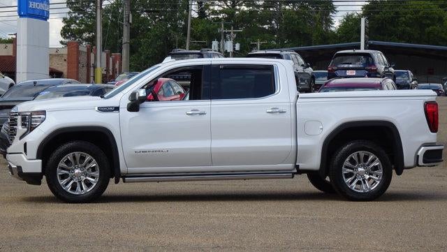 2023 GMC Sierra 1500 Crew Cab Short Box 4-Wheel Drive Denali