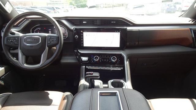 2022 GMC Sierra 1500 Crew Cab Short Box 4-Wheel Drive Denali