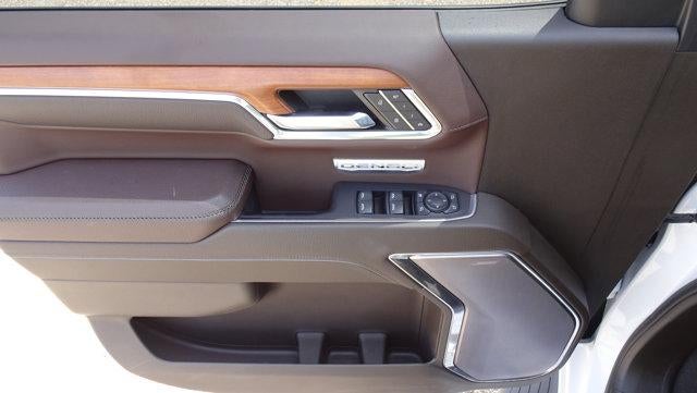 2022 GMC Sierra 1500 Crew Cab Short Box 4-Wheel Drive Denali