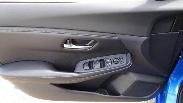 2023 Nissan Sentra SV CVT