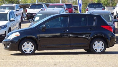 2011 Nissan Versa 5dr HB I4 Auto 1.8 S