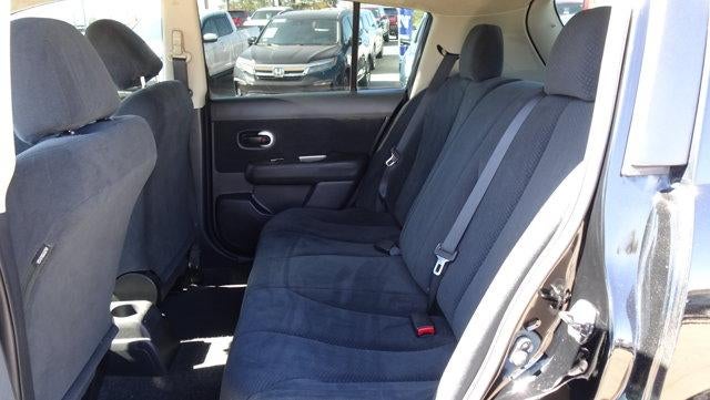 2011 Nissan Versa 5dr HB I4 Auto 1.8 S