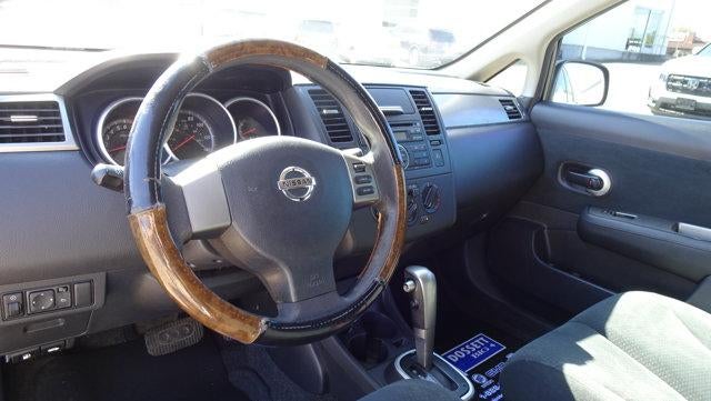 2011 Nissan Versa 5dr HB I4 Auto 1.8 S