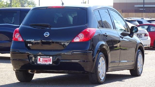 2011 Nissan Versa 5dr HB I4 Auto 1.8 S