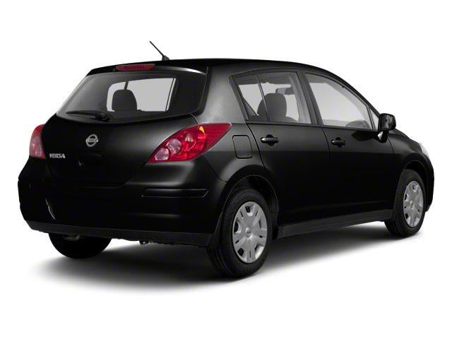 2011 Nissan Versa 5dr HB I4 Auto 1.8 S