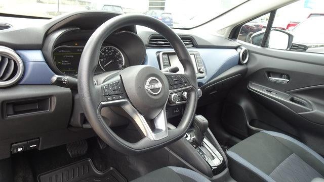 2025 Nissan Versa SV CVT