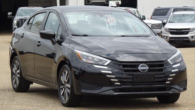 2025 Nissan Versa SV CVT