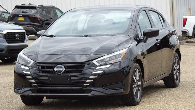 2025 Nissan Versa SV CVT