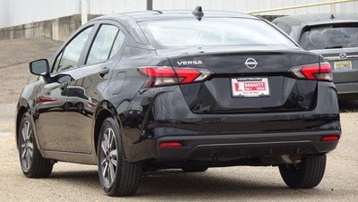 2025 Nissan Versa SV CVT