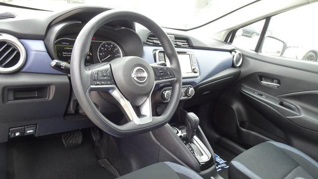 2023 Nissan Versa SV CVT